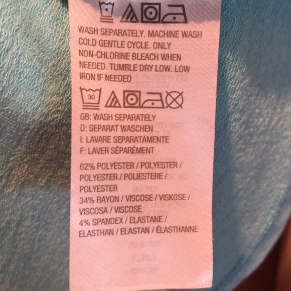 H by Halston asymmetrical top. Size M. - Picture 6 of 6